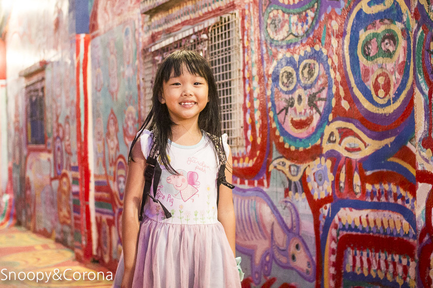 【台中景點】台中必遊景點｜南屯景點｜彩虹眷村～童趣療癒的彩虹村好好拍，還有小孩最愛的彩虹溜滑梯與沙坑