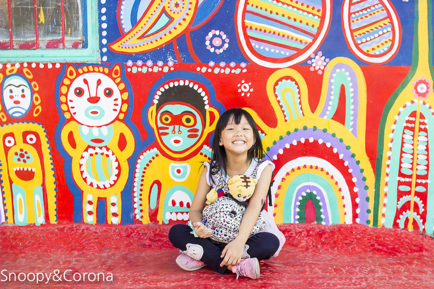 【台中景點】台中必遊景點｜南屯景點｜彩虹眷村～童趣療癒的彩虹村好好拍，還有小孩最愛的彩虹溜滑梯與沙坑