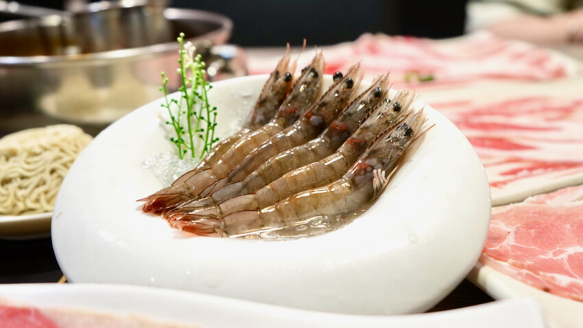 [板橋火鍋] 肉老大板橋府中店｜肉肉控必吃「超大肉盤」｜板橋耶誕城美食推薦