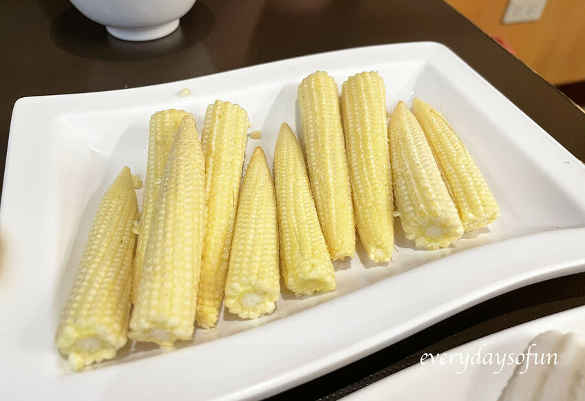 會主動關心我們是否需要加湯加鍋底 會主動關心我們是否需要加湯加鍋底