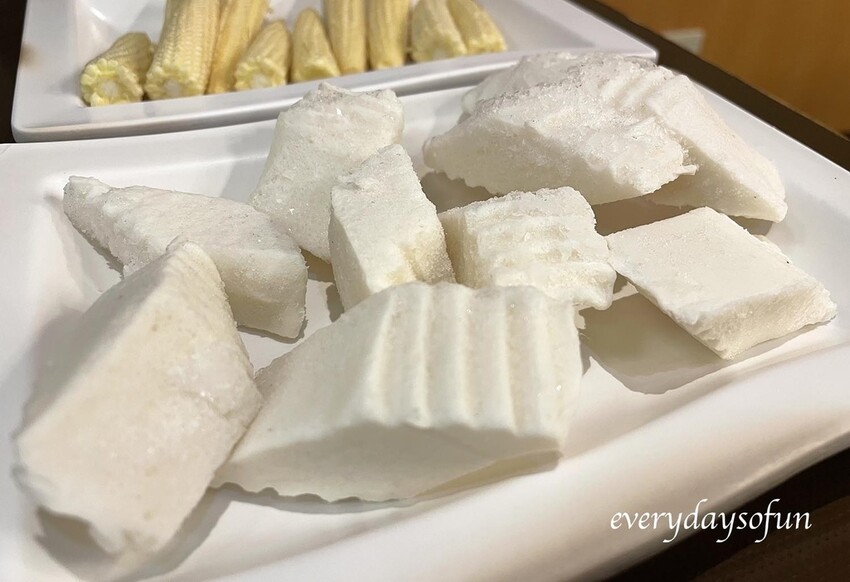 會主動關心我們是否需要加湯加鍋底 會主動關心我們是否需要加湯加鍋底