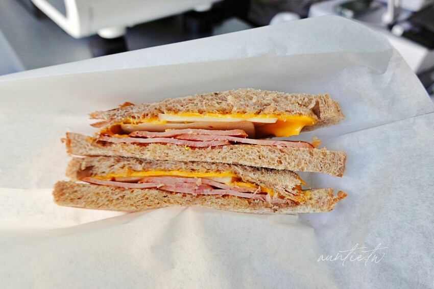 【新北】永和|ONCE BAKING STUDIO 一次早餐全麥製所,金屬風格新開幕早餐咖啡廳