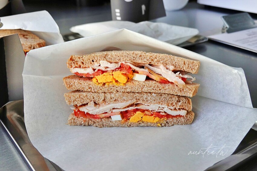 【新北】永和|ONCE BAKING STUDIO 一次早餐全麥製所,金屬風格新開幕早餐咖啡廳