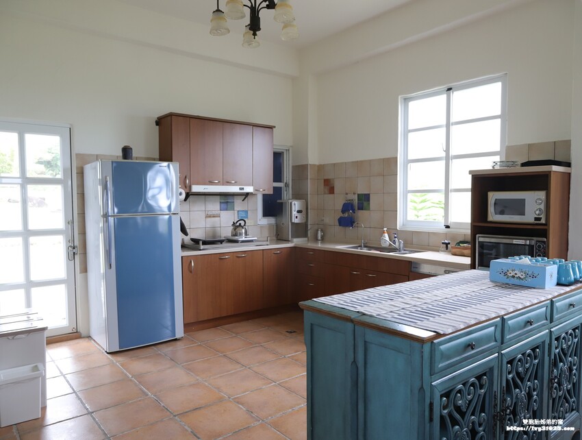 台東長濱特色包棟民宿 – 海稻村 藍白色希臘地中海風格 絕美無敵的海景