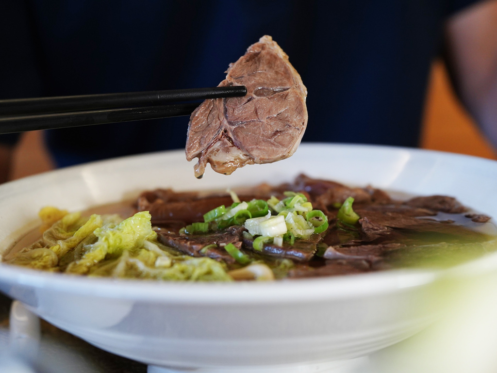 台南便當推薦│邢爺爺料理廚房│午餐不煩惱！美味又無負擔│東橋