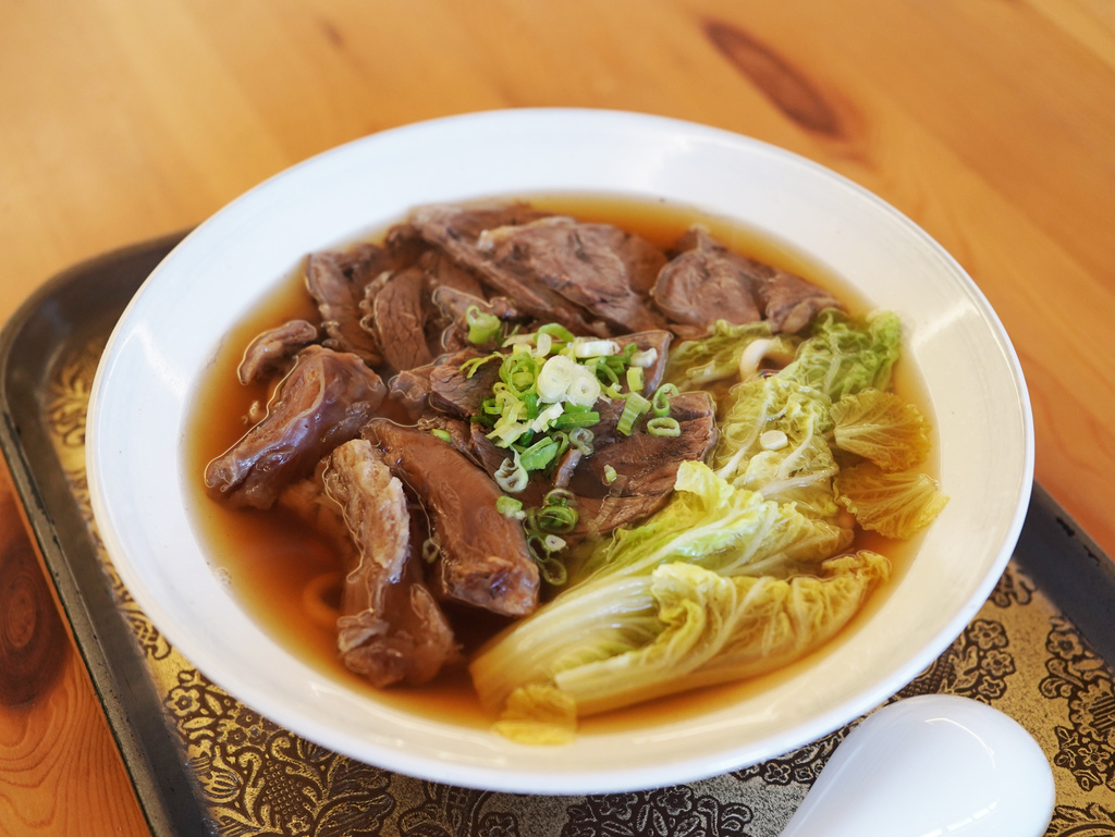 台南便當推薦│邢爺爺料理廚房│午餐不煩惱！美味又無負擔│東橋