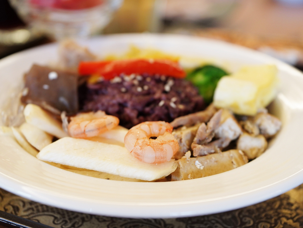 台南便當推薦│邢爺爺料理廚房│午餐不煩惱！美味又無負擔│東橋