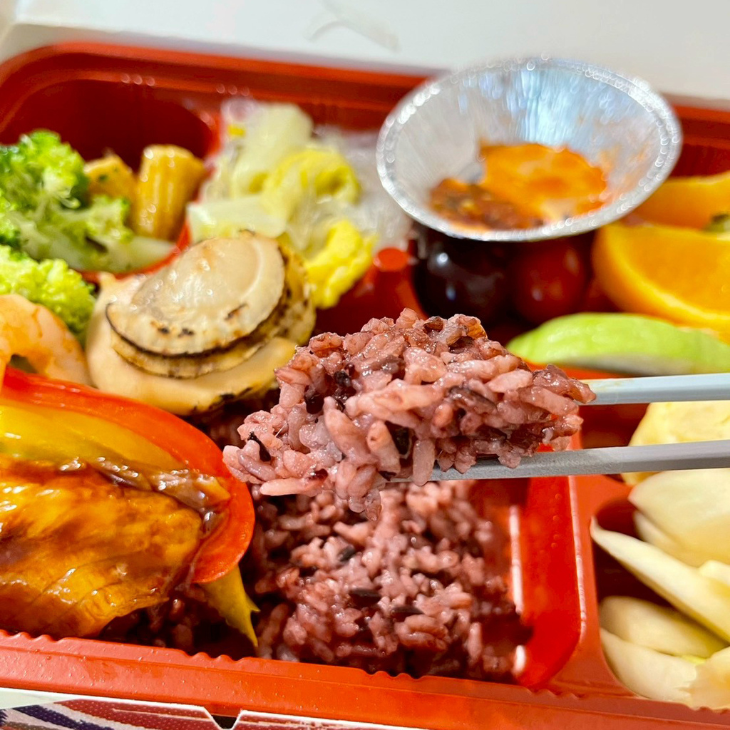 台南便當推薦│邢爺爺料理廚房│午餐不煩惱！美味又無負擔│東橋