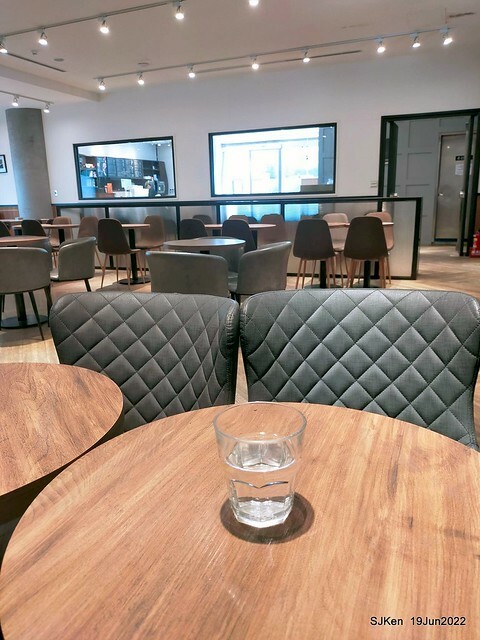 「路易莎咖啡金山南門市」(Louisa Coffee