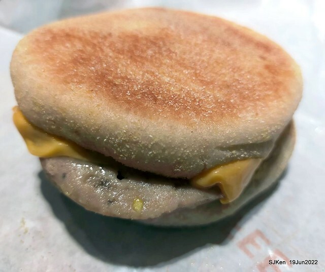 「路易莎咖啡金山南門市」(Louisa Coffee