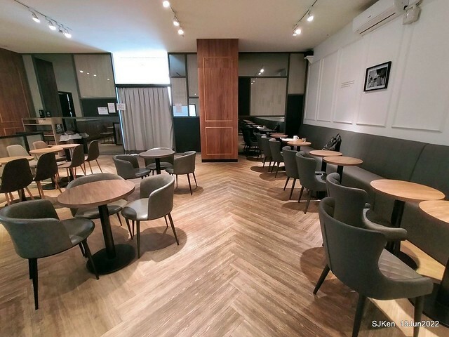 「路易莎咖啡金山南門市」(Louisa Coffee