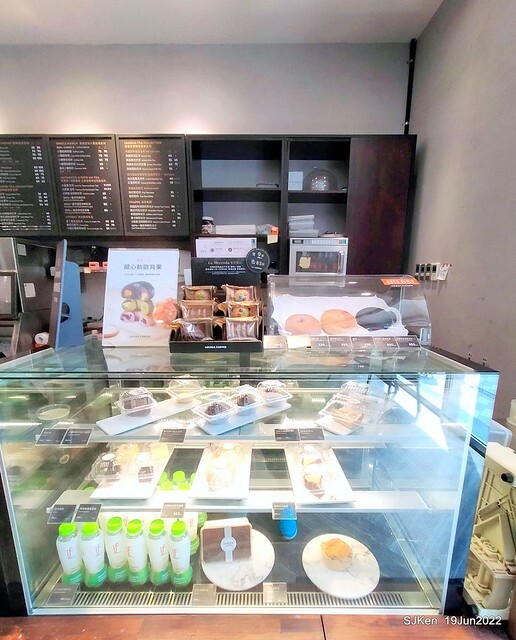 「路易莎咖啡金山南門市」(Louisa Coffee