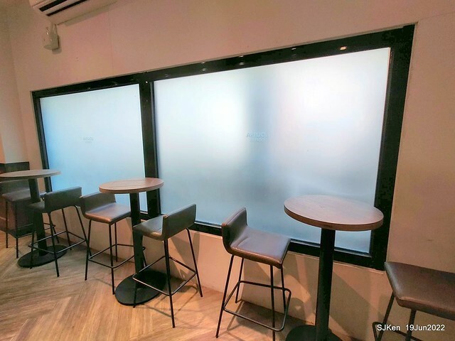 「路易莎咖啡金山南門市」(Louisa Coffee