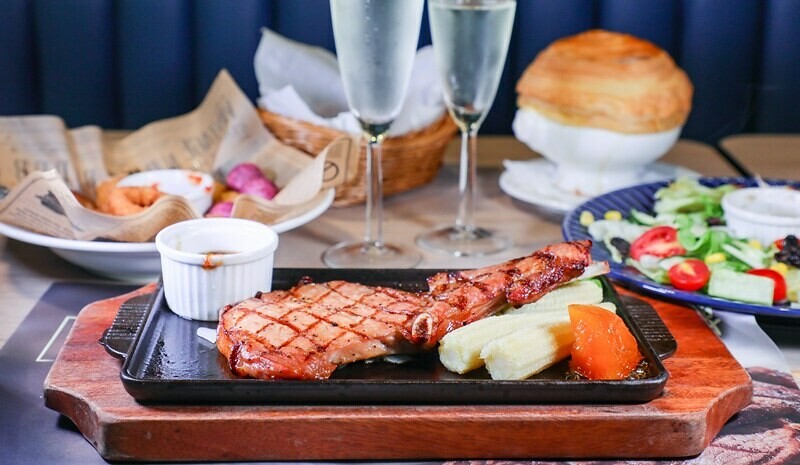 【台北捷運美食-南港站】瀧厚炙燒熟成牛排(南港店).炙燒霜降肩小排.戰斧豬排.雙人套餐1088起