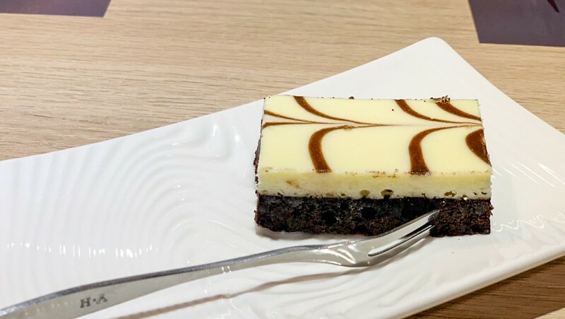 【台北捷運美食-南港站】瀧厚炙燒熟成牛排(南港店).炙燒霜降肩小排.戰斧豬排.雙人套餐1088起