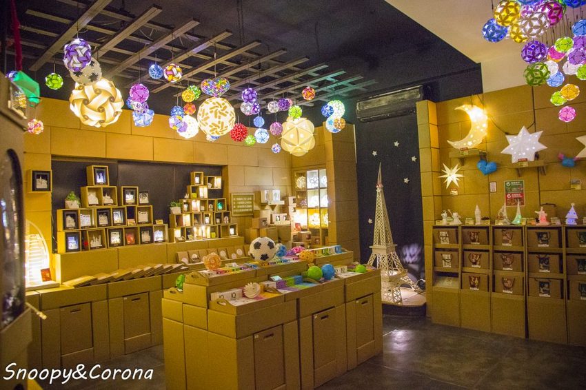 【玩樂.台中】大坑景點/紙箱王創意園區~巨大蘑菇、南瓜馬車、松鼠溜滑梯…紙是太吸睛,適合親子同遊