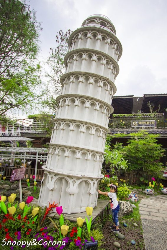 【玩樂.台中】大坑景點/紙箱王創意園區~巨大蘑菇、南瓜馬車、松鼠溜滑梯…紙是太吸睛,適合親子同遊