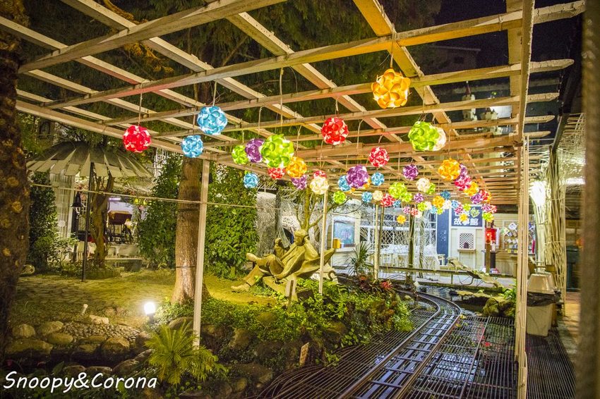 【玩樂.台中】大坑景點/紙箱王創意園區~巨大蘑菇、南瓜馬車、松鼠溜滑梯…紙是太吸睛,適合親子同遊