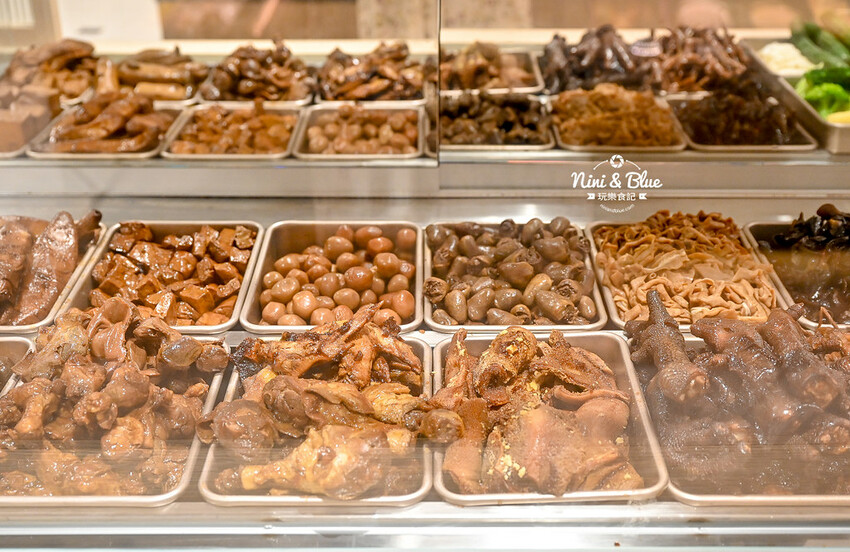 台中麻辣滷味推薦，17種中藥浸漬48小時秘製而成的麻辣川滷，居然有冷滷鮑魚 -妮妮布魯