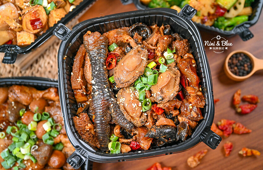 台中麻辣滷味推薦，17種中藥浸漬48小時秘製而成的麻辣川滷，居然有冷滷鮑魚 -妮妮布魯