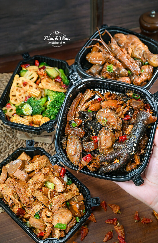 台中麻辣滷味推薦，17種中藥浸漬48小時秘製而成的麻辣川滷，居然有冷滷鮑魚 -妮妮布魯