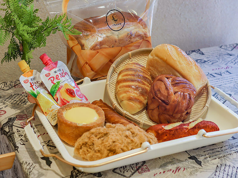 小鳥吃吐司竹北店 | 席捲北台灣文青韓風麵包店$40元麵包任選3個$100元價格親民超實惠