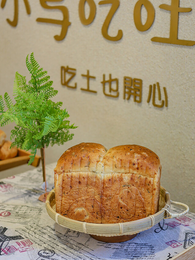小鳥吃吐司竹北店 | 席捲北台灣文青韓風麵包店$40元麵包任選3個$100元價格親民超實惠