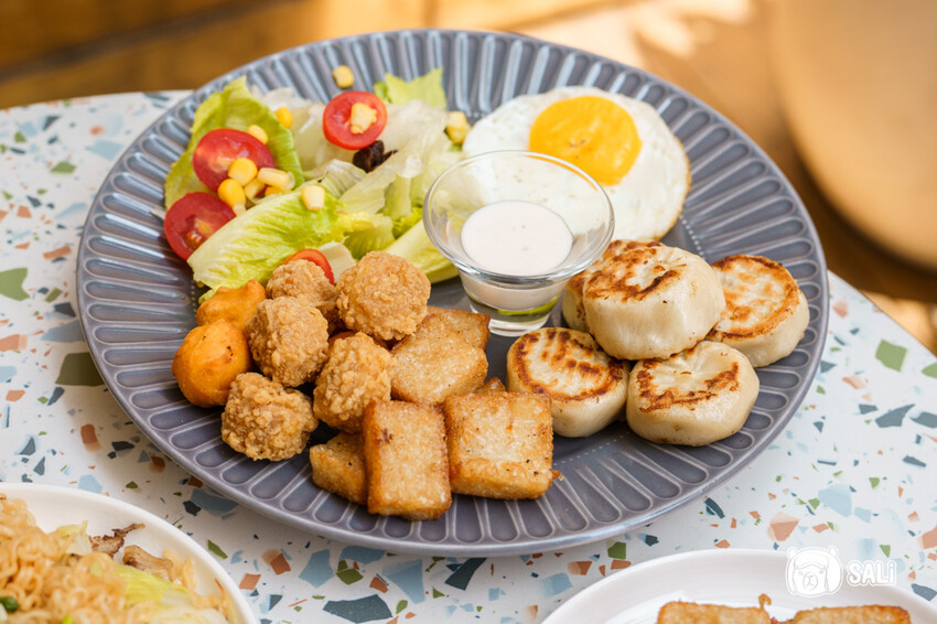 GOGOBUS 元氣巴士｜台中超人氣平價早午餐，楊枝甘露奶酥、大阪燒奶酥 新品上市