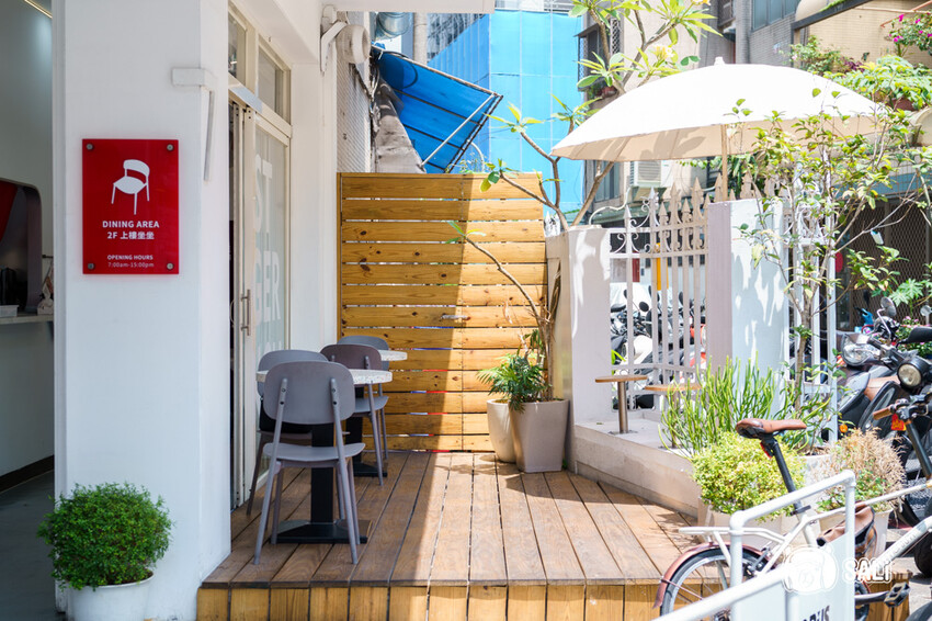 GOGOBUS 元氣巴士｜台中超人氣平價早午餐，楊枝甘露奶酥、大阪燒奶酥 新品上市