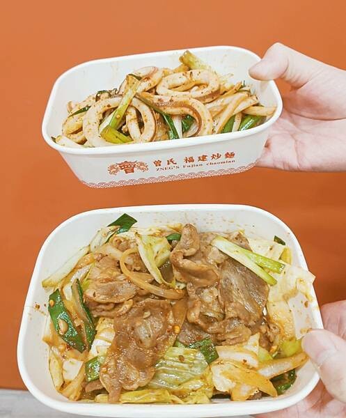 竹北人氣美食曾氏福建炒麵/星馬人氣美食/夜市人氣小吃/夜市美食/牛奶芽菜/椒麻小卷