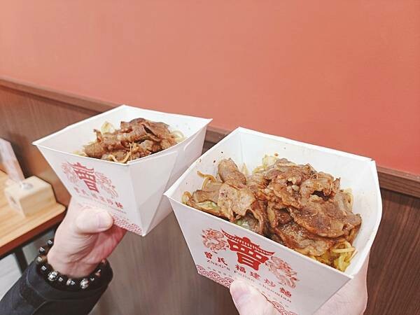 竹北人氣美食曾氏福建炒麵/星馬人氣美食/夜市人氣小吃/夜市美食/牛奶芽菜/椒麻小卷