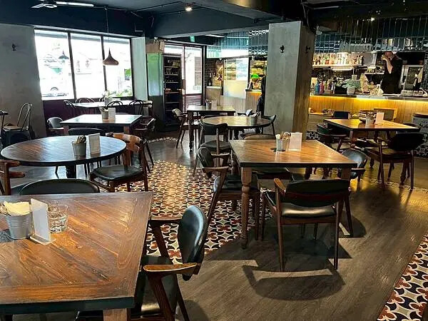 好米亞x安妮王的旅行記_001