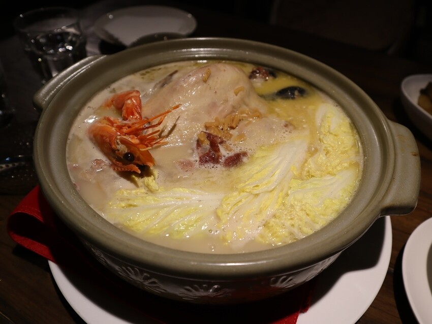 台北雞湯 東區雞湯 仁愛圓環雞湯 台北高級雞湯 雞湯推薦 干貝雞湯 火腿 雞湯 鮑魚雞湯 東區美食 台北雞湯 東區餐廳 台北東區美食 鮑魚雞湯推薦 (30).JPG