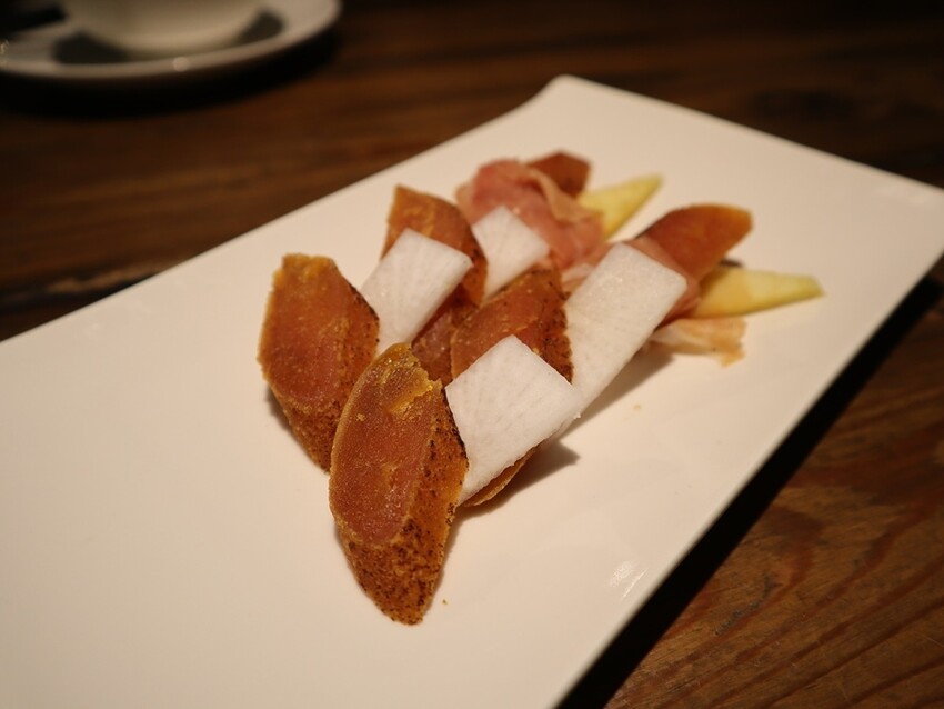 台北雞湯 東區雞湯 仁愛圓環雞湯 台北高級雞湯 雞湯推薦 干貝雞湯 火腿 雞湯 鮑魚雞湯 東區美食 台北雞湯 東區餐廳 台北東區美食 鮑魚雞湯推薦 (4).JPG