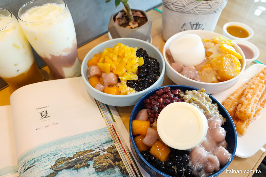 在恆春偶遇道地台南味~古早味芋泥、蜜番薯冰尬手工杏仁豆腐蹦出新創意,還可以用喝的唷!墾丁順遊必吃美食「偶泥蕃芋冰」 @台南好Food遊