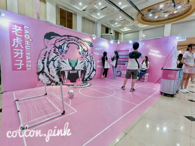 中友百貨變身網美攝影棚！快閃九天～全台中網美都到這集合啦！