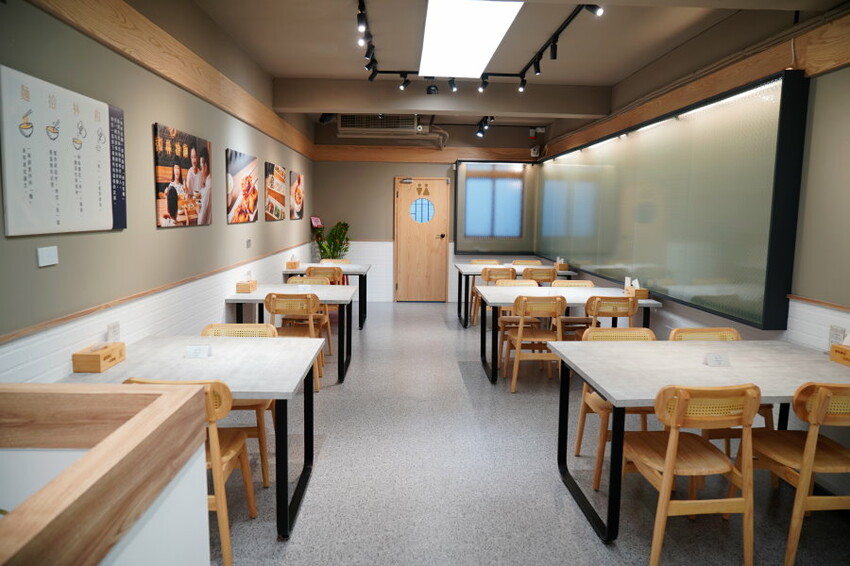 【高雄美食】和林拾麵．首創一麵二吃的文青風創意拌拌麵!