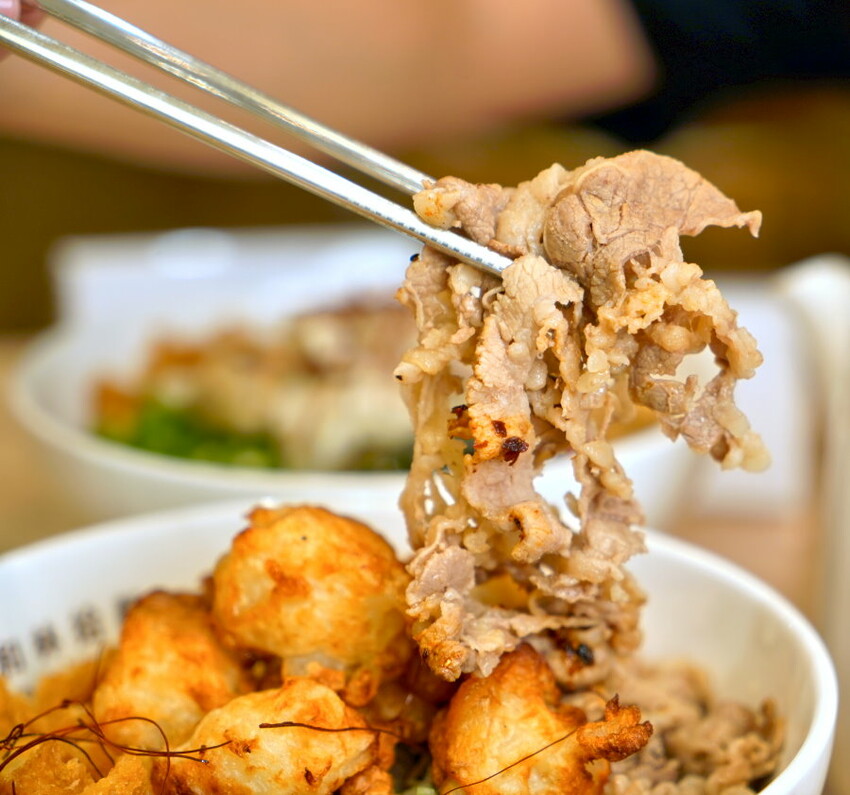 【高雄美食】和林拾麵．首創一麵二吃的文青風創意拌拌麵!