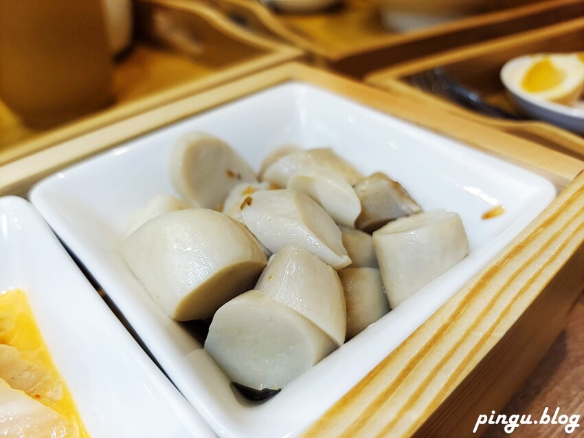 和林拾麵｜高雄美食推薦 一麵二吃創意拌拌麵 高雄最chill麵店 - 小企鵝生活趣