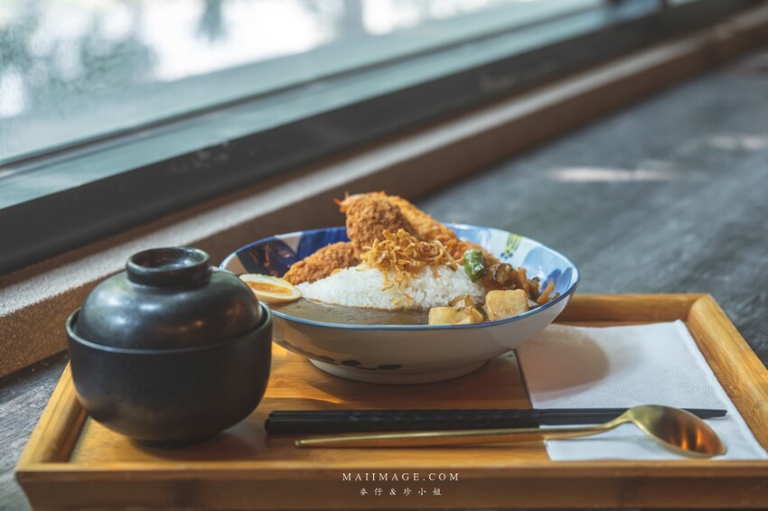 新竹美食|島津和牛咖哩~新竹東區熟成咖哩專賣店,頂級和牛入咖哩高貴不貴!米飯竟然用頂級的北海道夢美人