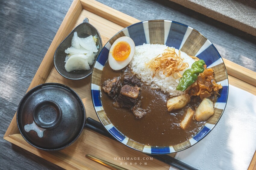 新竹美食|島津和牛咖哩~新竹東區熟成咖哩專賣店,頂級和牛入咖哩高貴不貴!米飯竟然用頂級的北海道夢美人