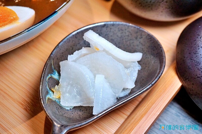 【新竹美食】島津和牛咖哩-口碑爆棚新開店，只要三百多就可吃到日本和牛肉塊的咖哩定食套餐，並使用北海道