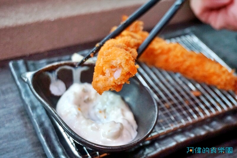 【新竹美食】島津和牛咖哩-口碑爆棚新開店，只要三百多就可吃到日本和牛肉塊的咖哩定食套餐，並使用北海道