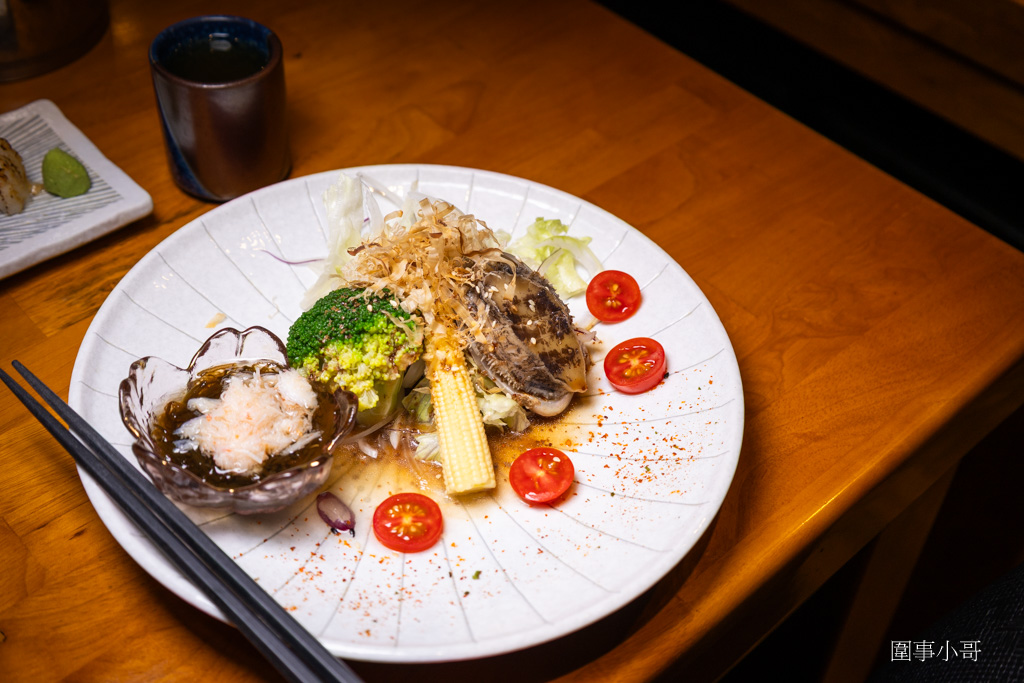 中壢美食推薦-漁師 小料理，有無菜單料理也有單點日料美食，是一個可以讓你放鬆享用各式日式料理的好去處。 @圍事小哥的幸福相框