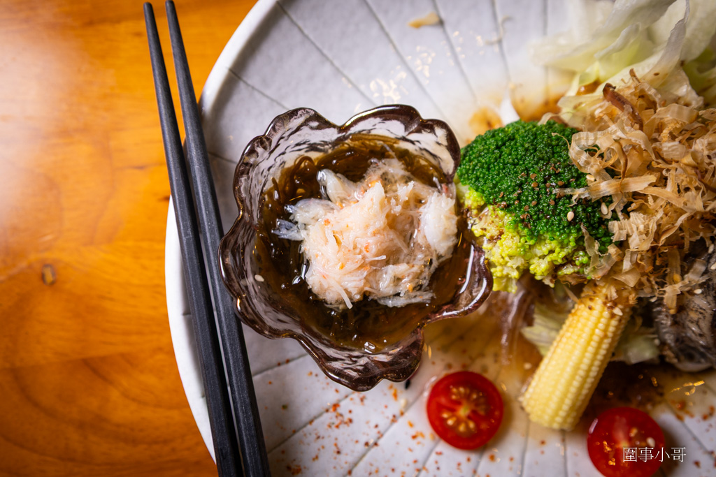 中壢美食推薦-漁師 小料理，有無菜單料理也有單點日料美食，是一個可以讓你放鬆享用各式日式料理的好去處。 @圍事小哥的幸福相框