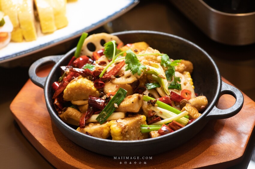 台中美食推薦|丰禾台式小館-大里德芳南店~王品旗下新型態台式料理,聚餐首選,多人套餐選擇更多!文末有大里區專屬優惠。 @麥仔の食尚生活