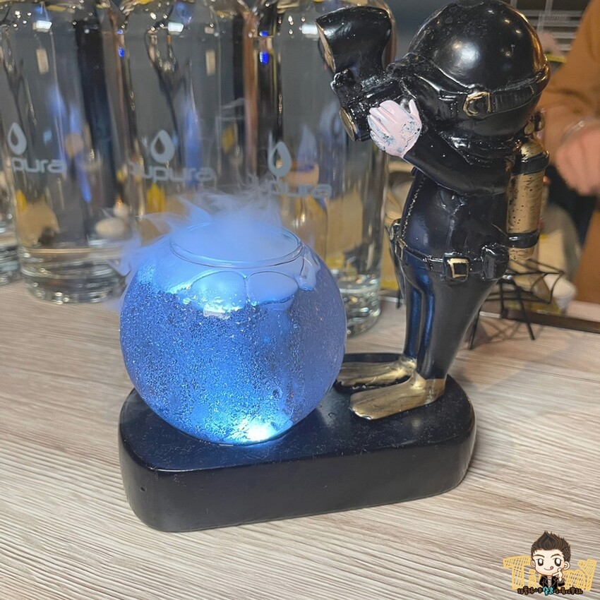 令人驚豔的創意調酒&德州撲克遊戲!