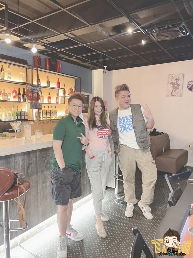 令人驚豔的創意調酒&德州撲克遊戲!