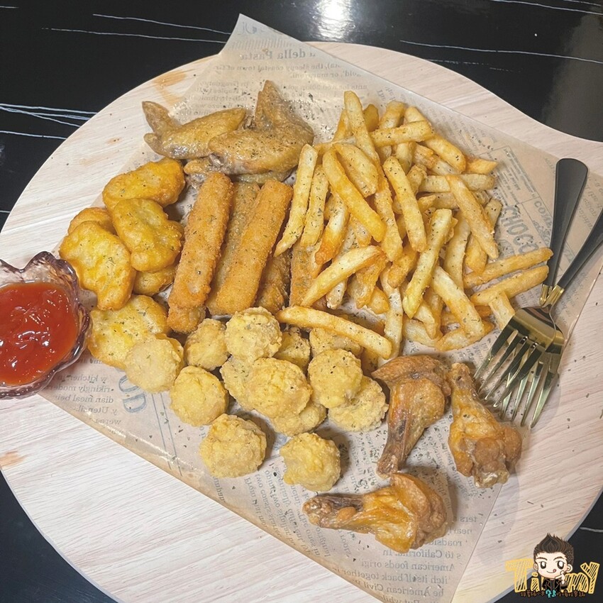 令人驚豔的創意調酒&德州撲克遊戲!