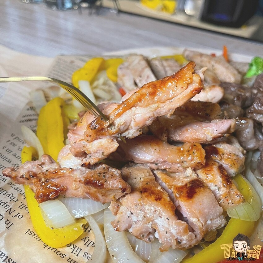 令人驚豔的創意調酒&德州撲克遊戲!